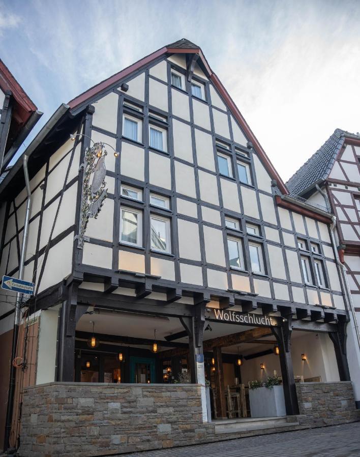 Hotel Restaurant Wolfsschlucht Gmbh Бад-Мюнстерайфель Экстерьер фото