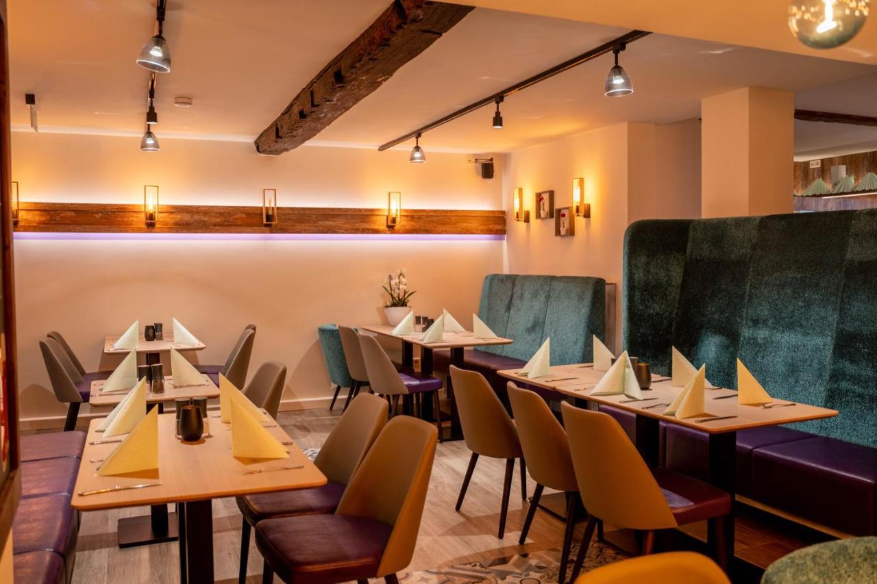 Hotel Restaurant Wolfsschlucht Gmbh Бад-Мюнстерайфель Экстерьер фото